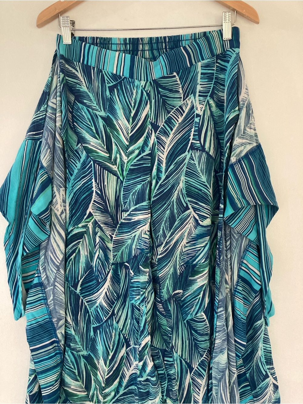 La Blanca Women's Cover up Pants Sketched Leaves Open Wide Legs Aqua Small - Picture 3 of 14